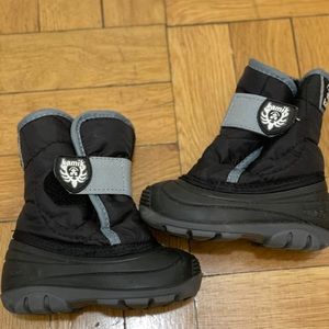 Kamik Snowybug Size 5 Snow Boots Like New